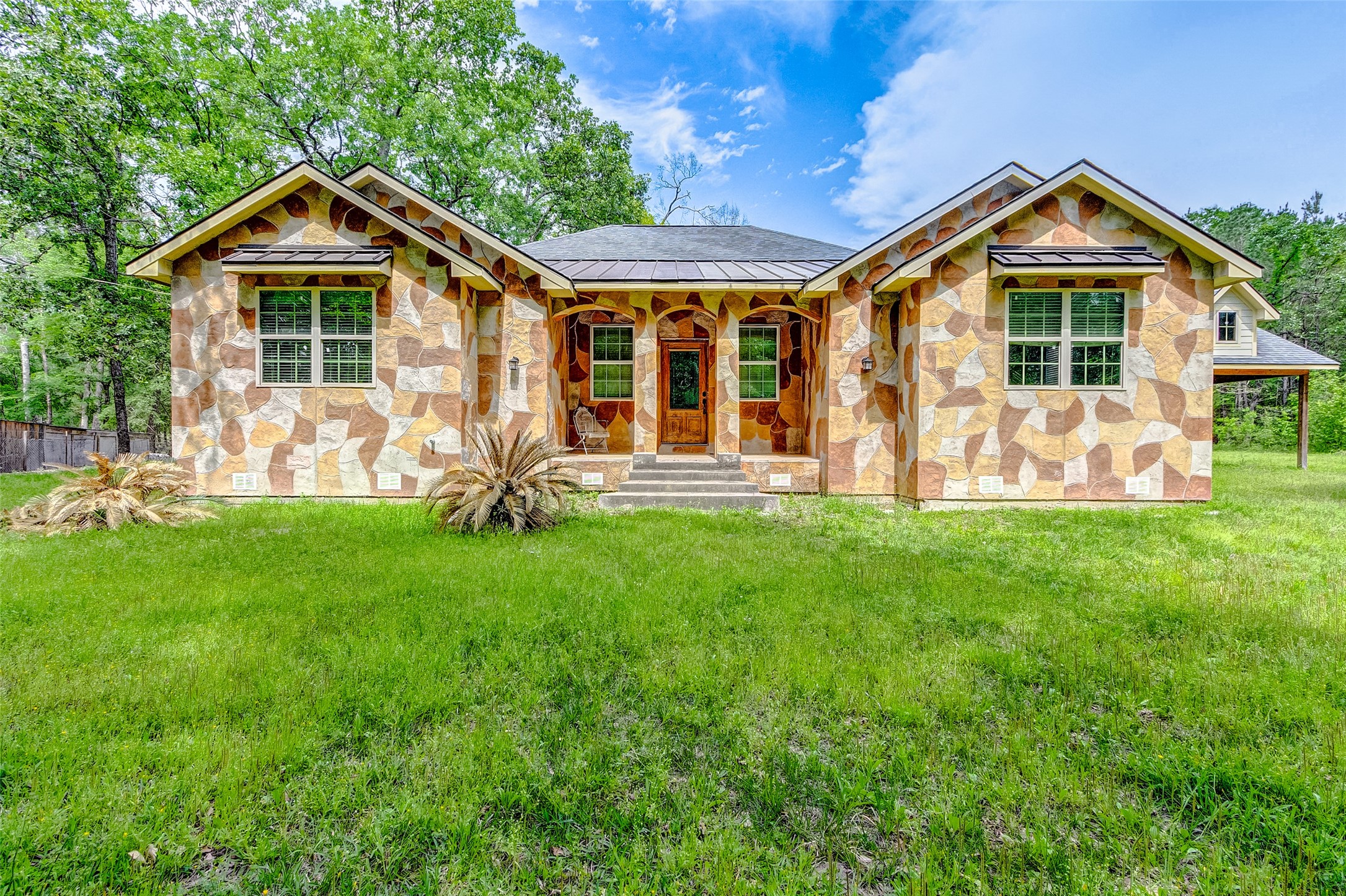 11361 Amber Park Drive Drive, Conroe, TX, 77303 | 66238445 | Realty Texas LLC