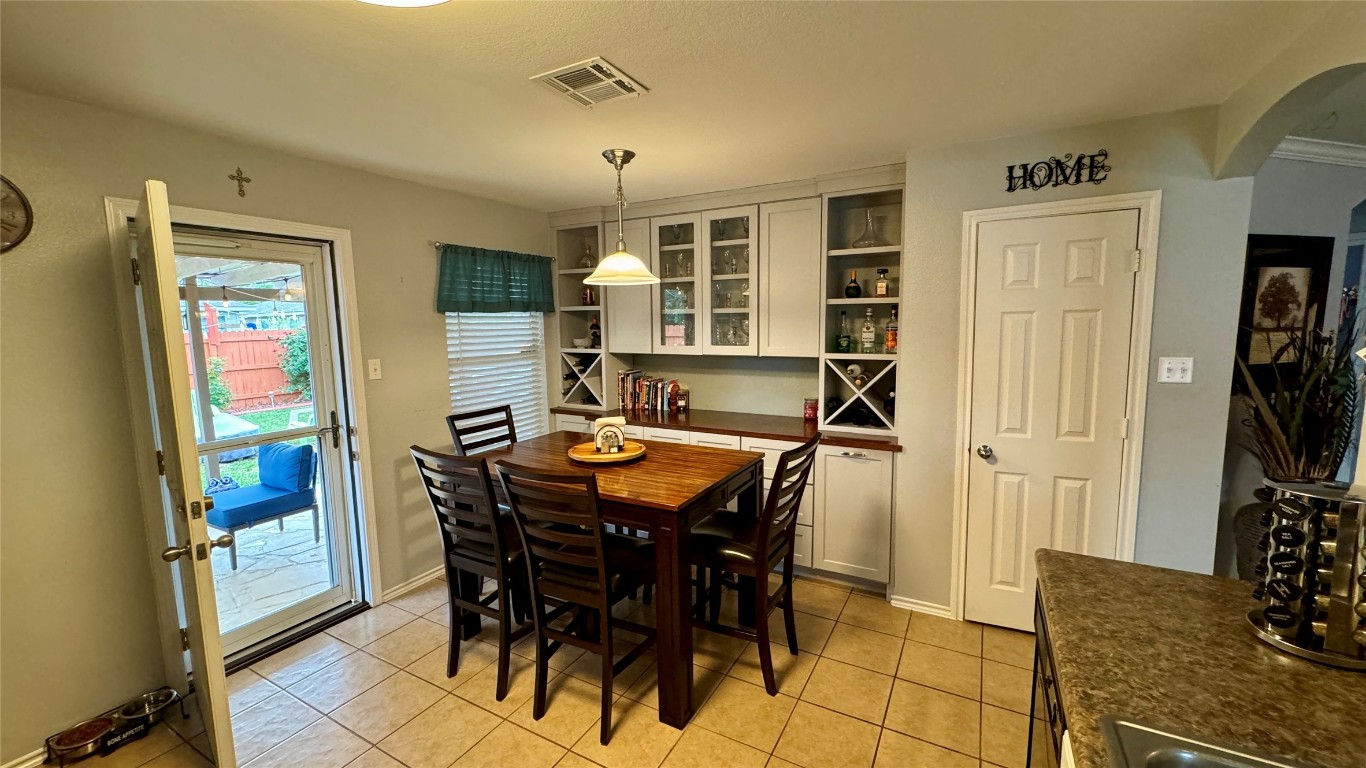 417 Quail Hollow Drive 