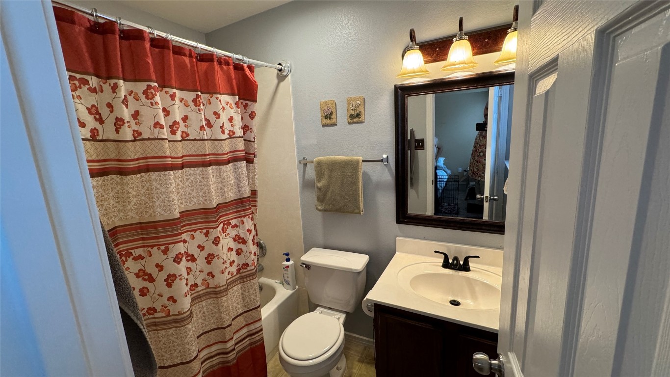 417 Quail Hollow Drive 