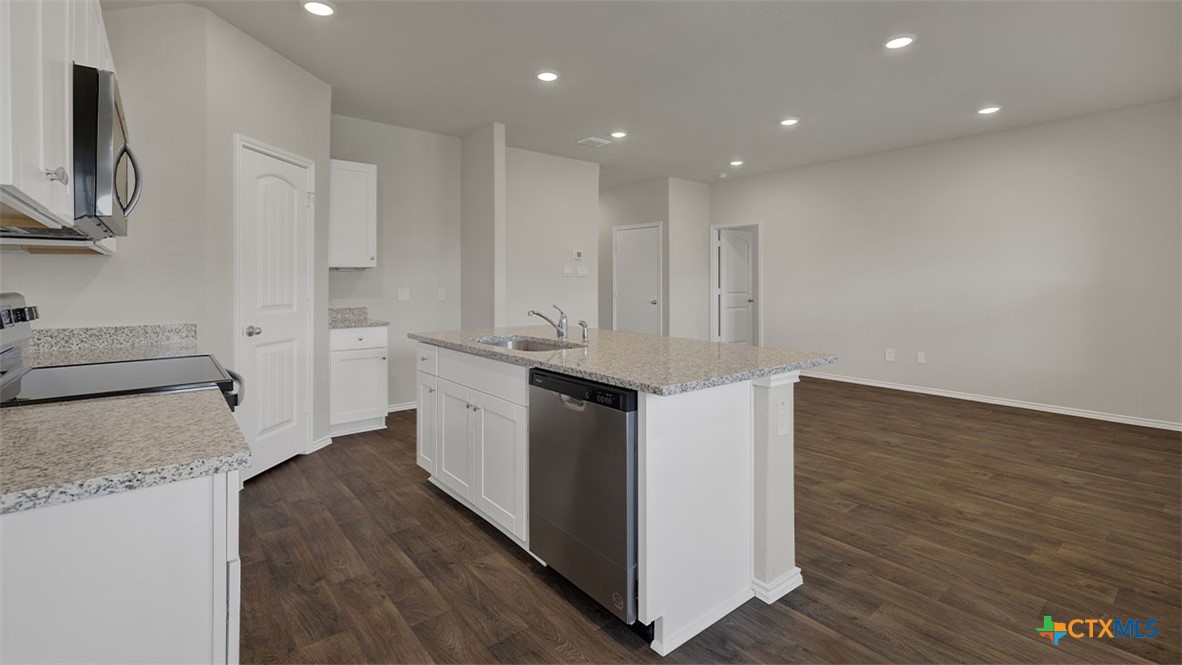 825 BAHIA PLACE , Seguin, TX, 78155 | 540865 | Realty Texas LLC