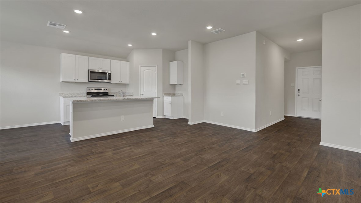825 BAHIA PLACE , Seguin, TX, 78155 | 540865 | Realty Texas LLC