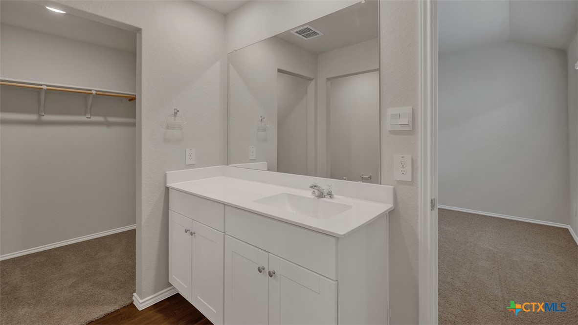 825 BAHIA PLACE , Seguin, TX, 78155 | 540865 | Realty Texas LLC