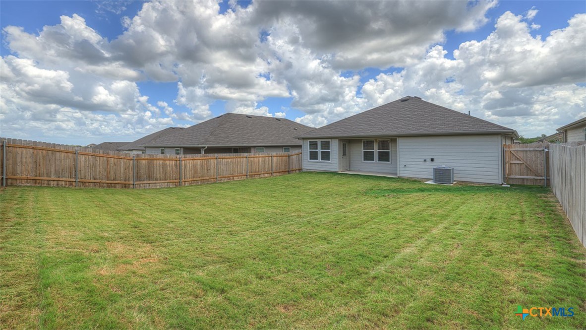 825 BAHIA PLACE , Seguin, TX, 78155 | 540865 | Realty Texas LLC