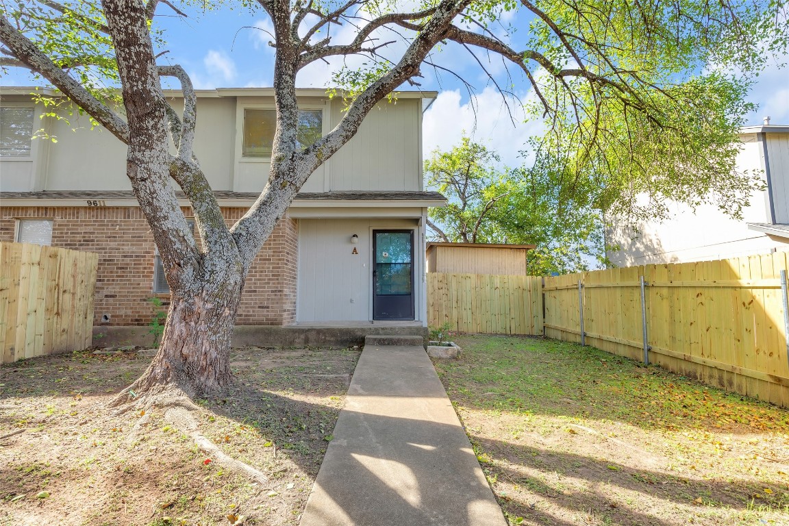 9611 Bear Paw Trail B 