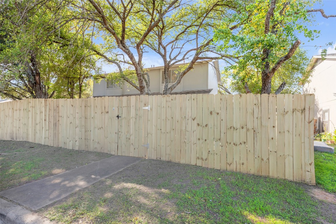 9611 Bear Paw Trail B 