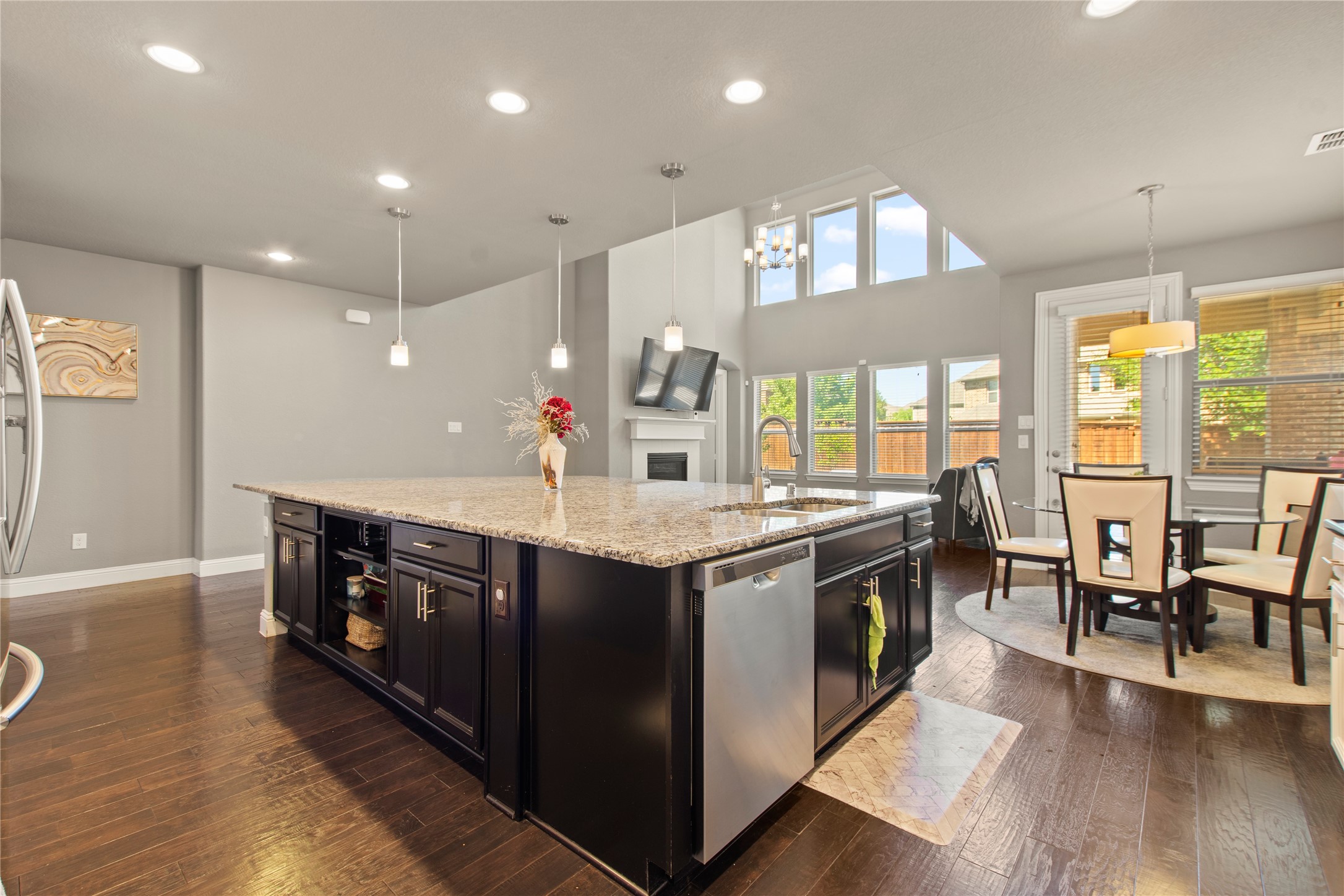 3201 Fountain Dr , Irving, TX, 75063 | 20577949 | Realty Texas LLC
