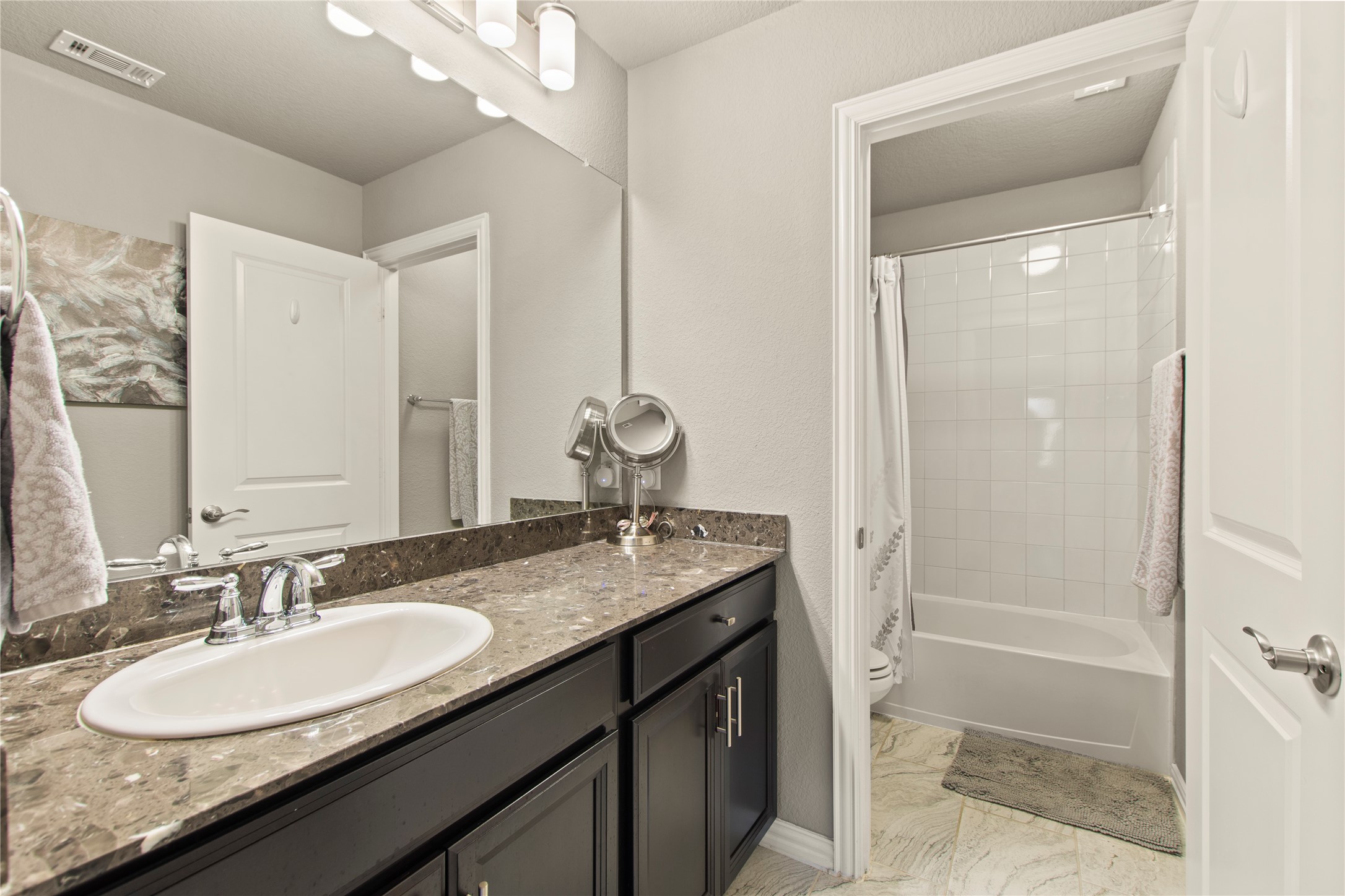 3201 Fountain Dr , Irving, TX, 75063 | 20577949 | Realty Texas LLC