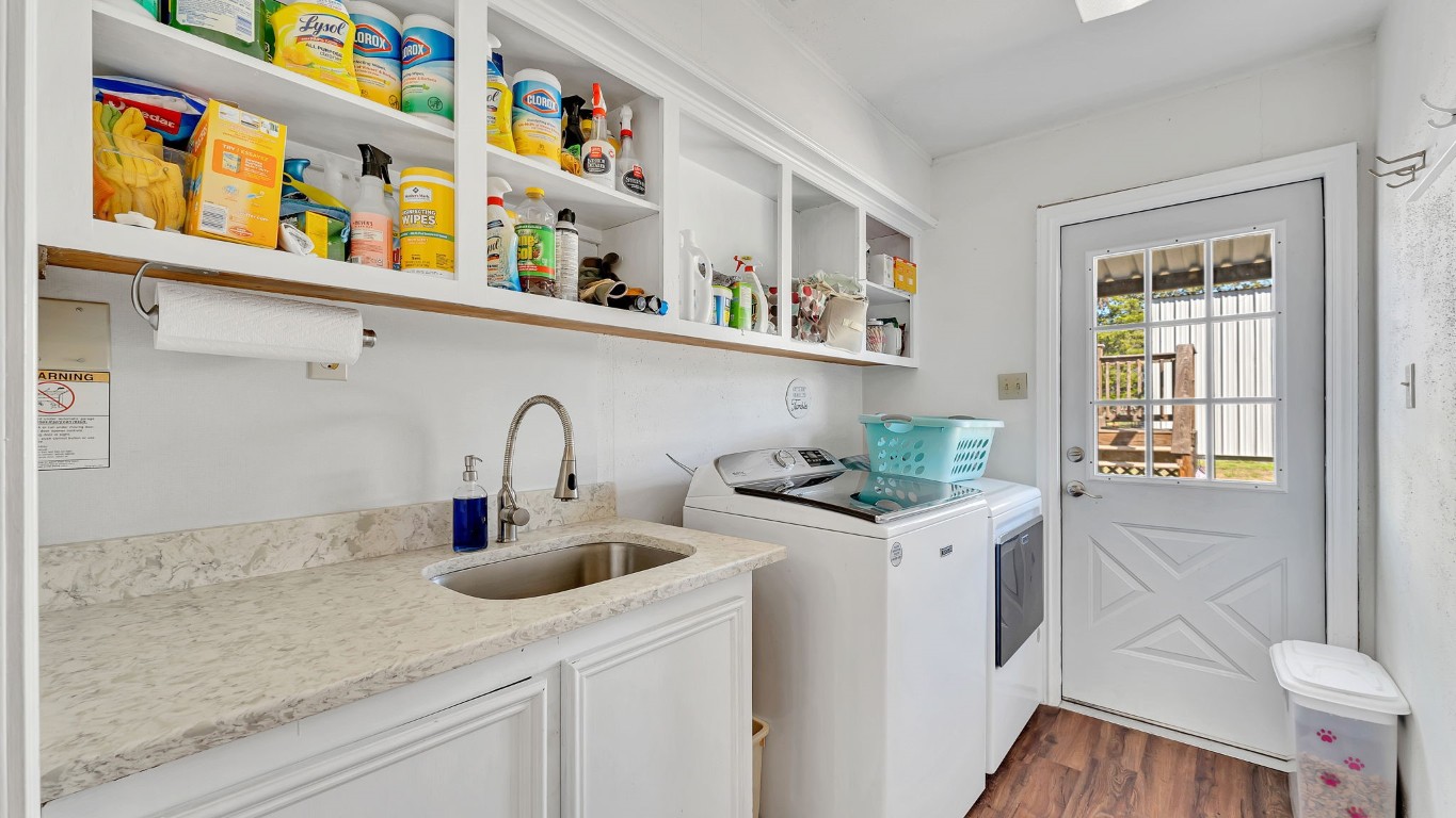 1252 County Road 106 , Paige, TX, 78659 | 9649641 | Realty Texas LLC