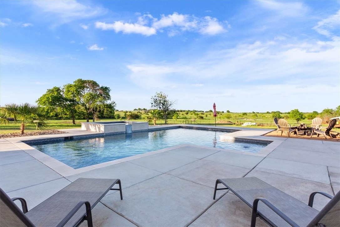 688 Pleasant Run Road , Crawford, TX, 76638 | 222127 | Realty Texas LLC