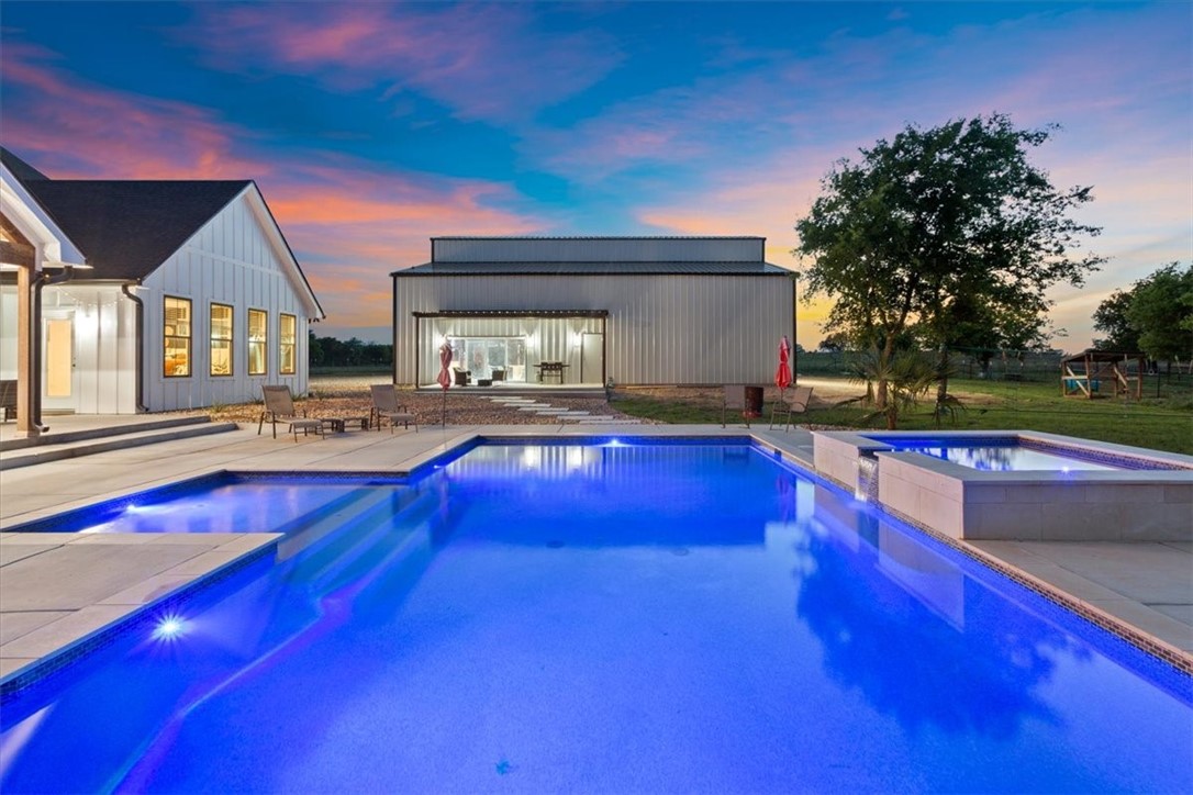 688 Pleasant Run Road , Crawford, TX, 76638 | 222127 | Realty Texas LLC