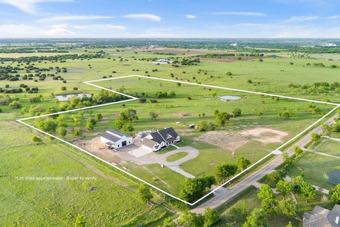 688 Pleasant Run Road , Crawford, TX, 76638 | 222127 | Realty Texas LLC