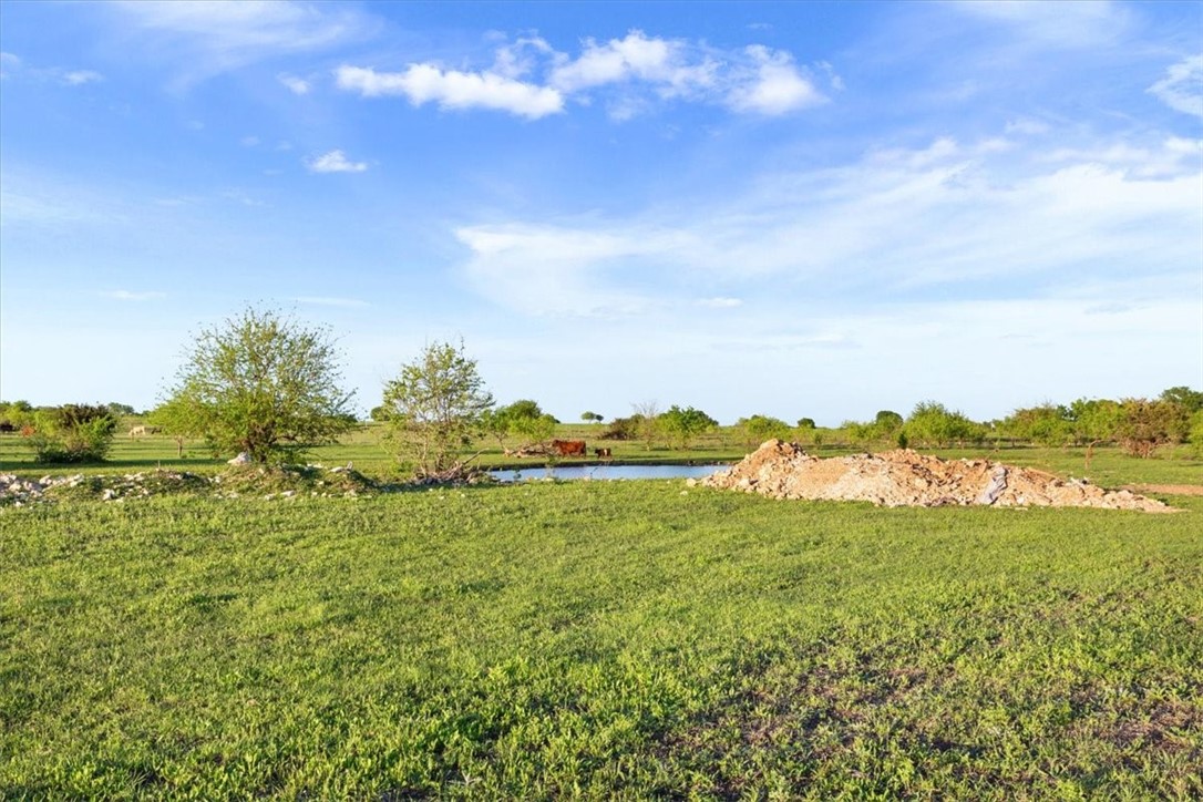 688 Pleasant Run Road , Crawford, TX, 76638 | 222127 | Realty Texas LLC