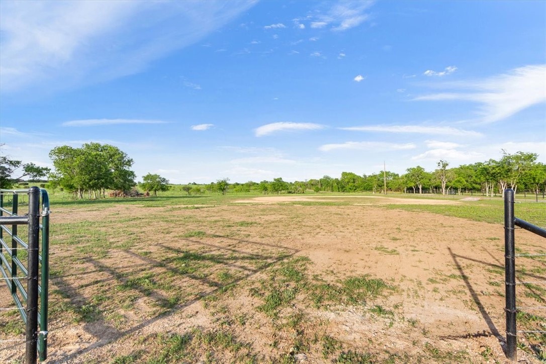 688 Pleasant Run Road , Crawford, TX, 76638 | 222127 | Realty Texas LLC