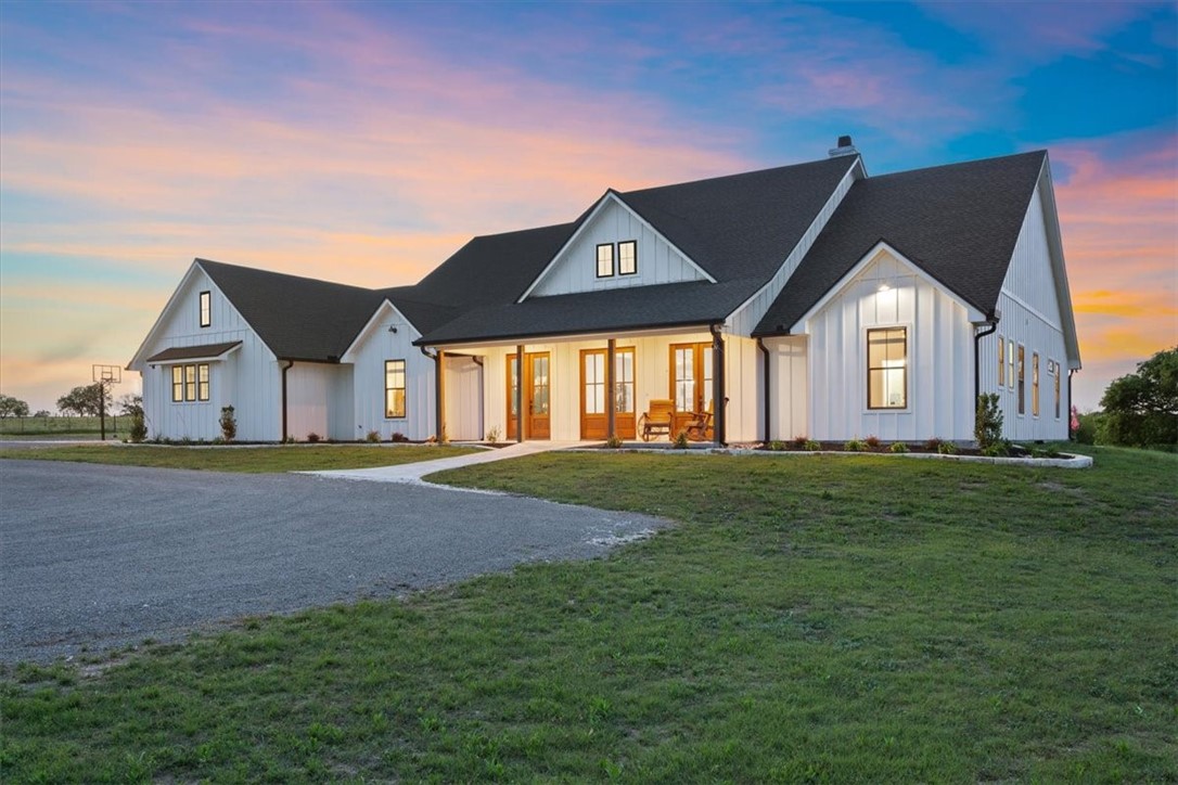 688 Pleasant Run Road , Crawford, TX, 76638 | 222127 | Realty Texas LLC