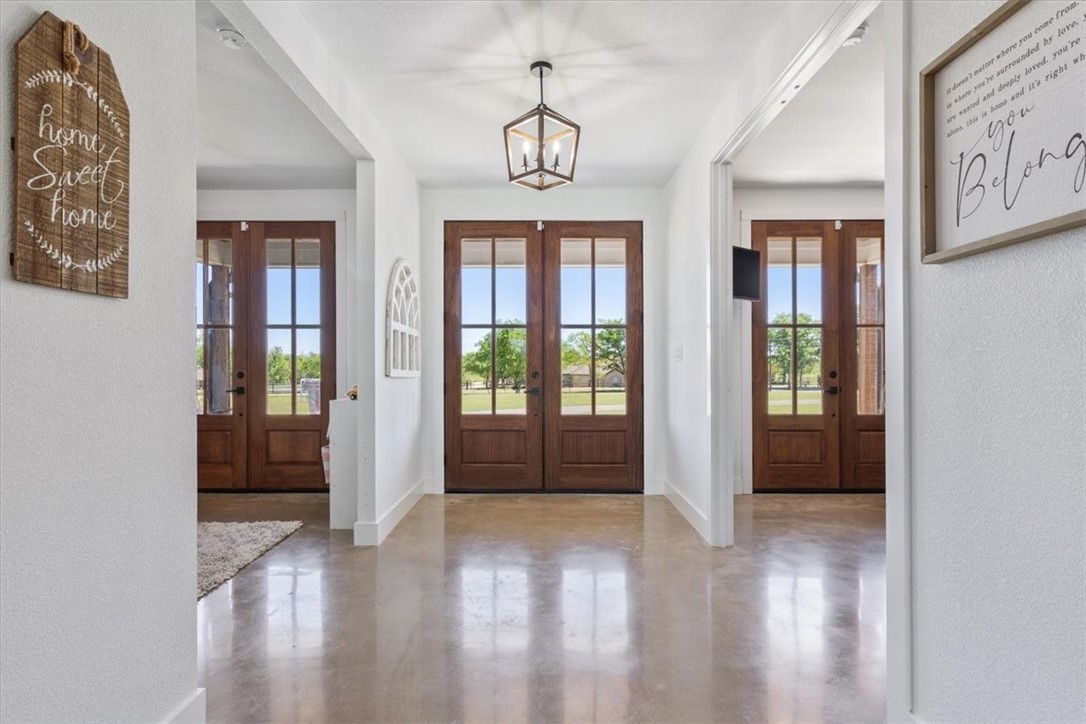 688 Pleasant Run Road , Crawford, TX, 76638 | 222127 | Realty Texas LLC