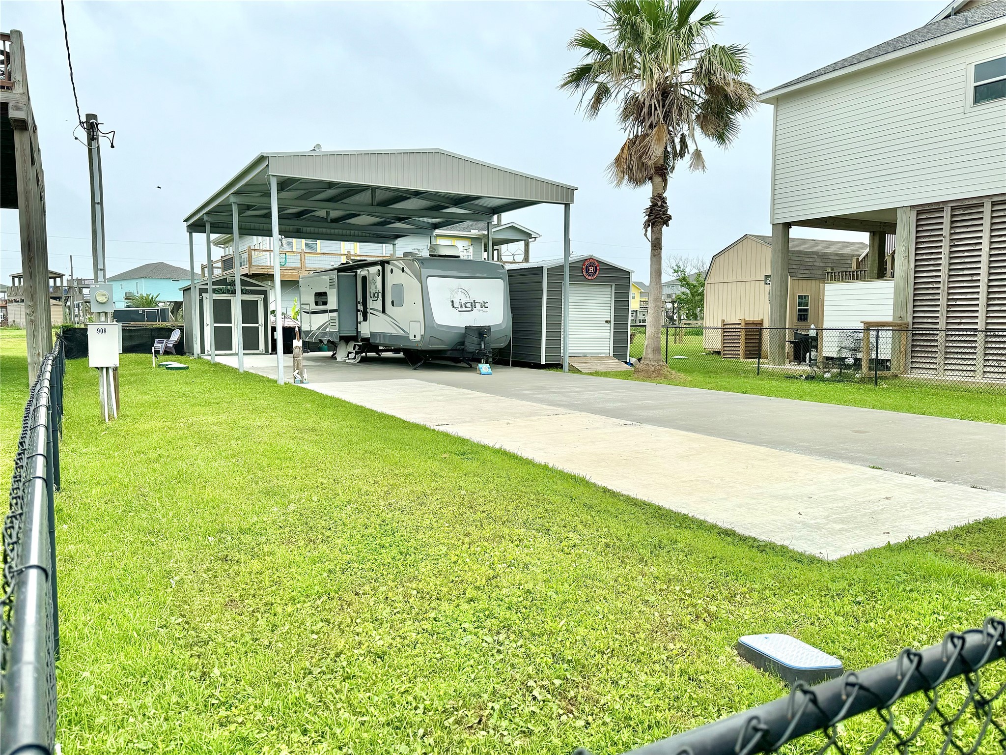 908 Magnolia Lane , Port Bolivar, TX, 77650 | 91240447 | Realty Texas LLC