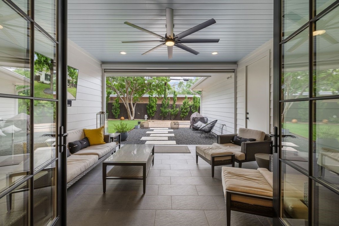 2800 W Fresco Drive , Austin, TX, 78731 | 3310426 | Realty Texas LLC