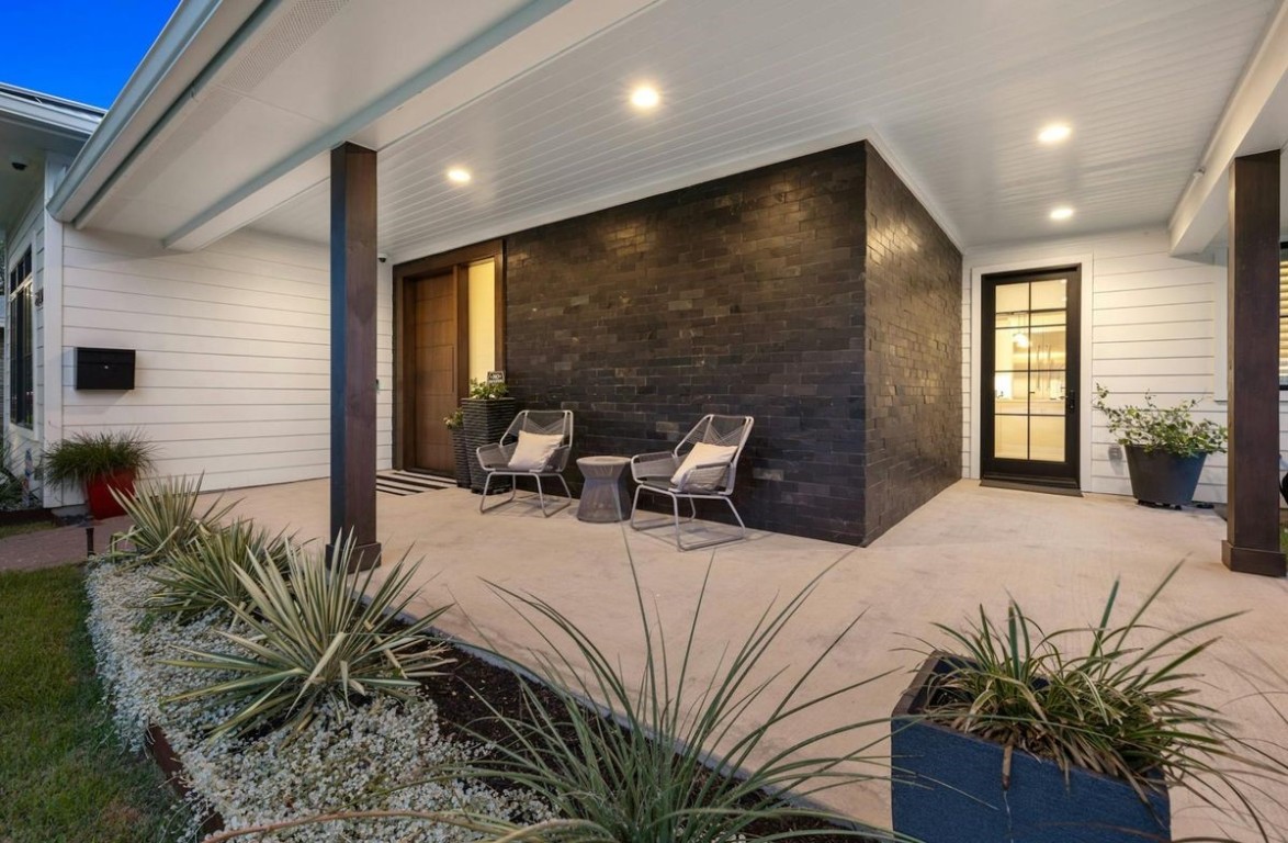 2800 W Fresco Drive , Austin, TX, 78731 | 3310426 | Realty Texas LLC