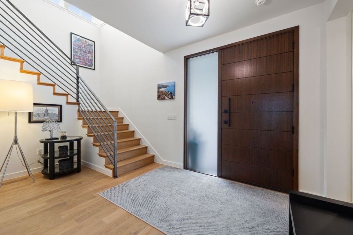 2800 W Fresco Drive , Austin, TX, 78731 | 3310426 | Realty Texas LLC