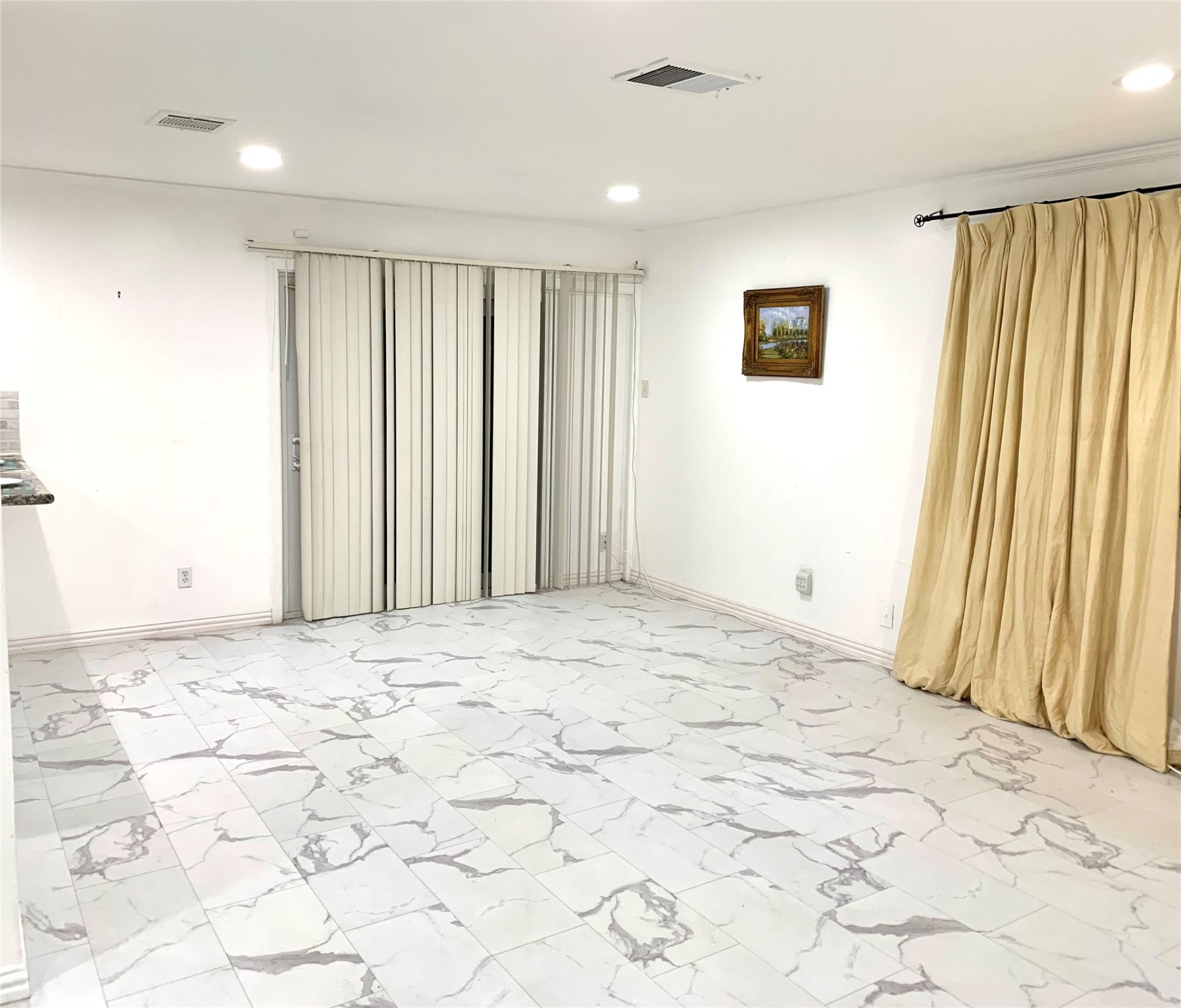 909 Silber Rd Road 57J , Houston, TX, 77024 | 49045635 | Realty Texas LLC