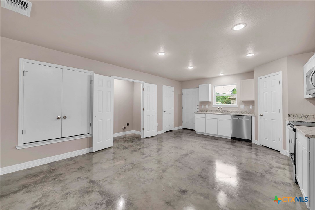 501 N 18th Street , Killeen, TX, 76541 | 541320 | Realty Texas LLC