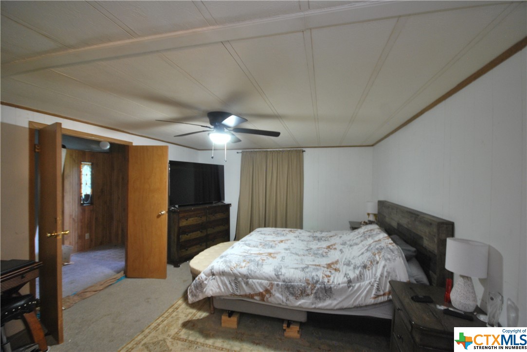 105 Park Lane , Moulton, TX, 77975 | 540880 | Realty Texas LLC
