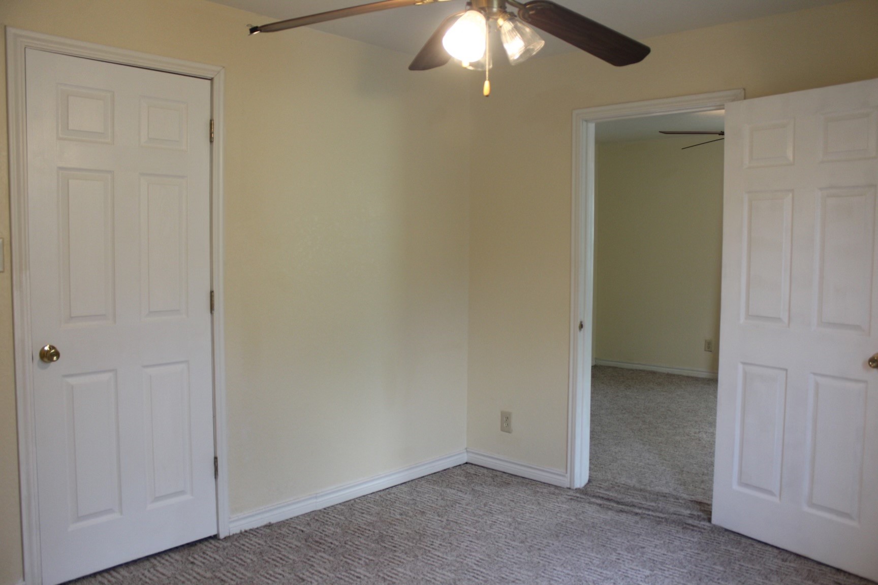 822 W 10th Street , Freeport, TX, 77541 | 71698080 | Realty Texas LLC