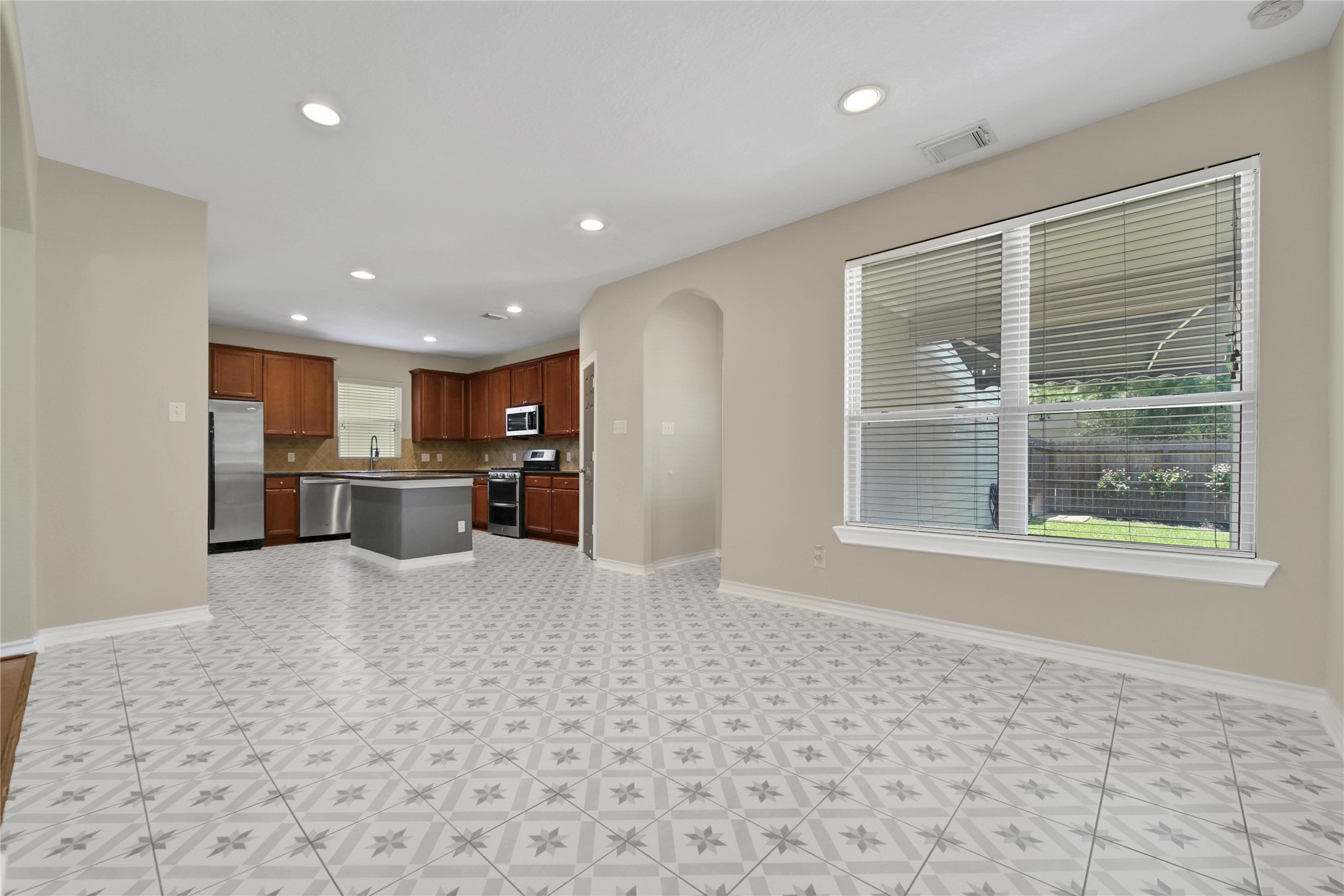 39 Panterra Way , The Woodlands, TX, 77382 | 19842465 | Realty Texas LLC