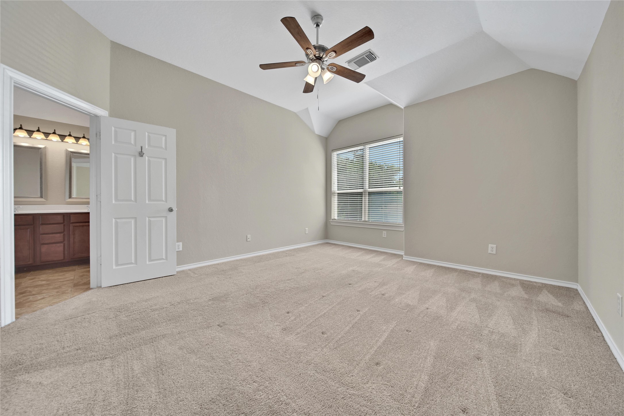 39 Panterra Way , The Woodlands, TX, 77382 | 19842465 | Realty Texas LLC
