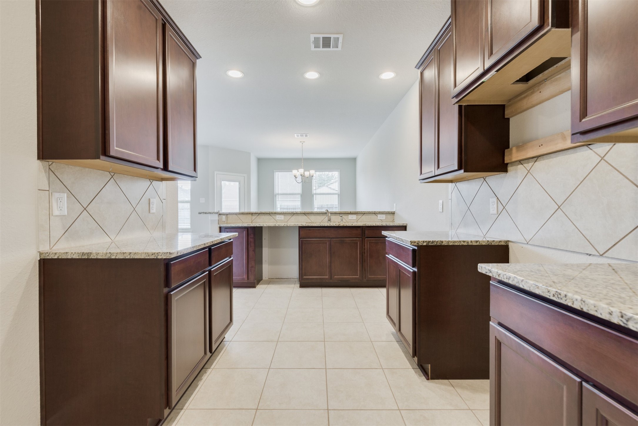 335 Emerald Thicket , Huffman, TX, 77336 | 63997468 | Realty Texas LLC
