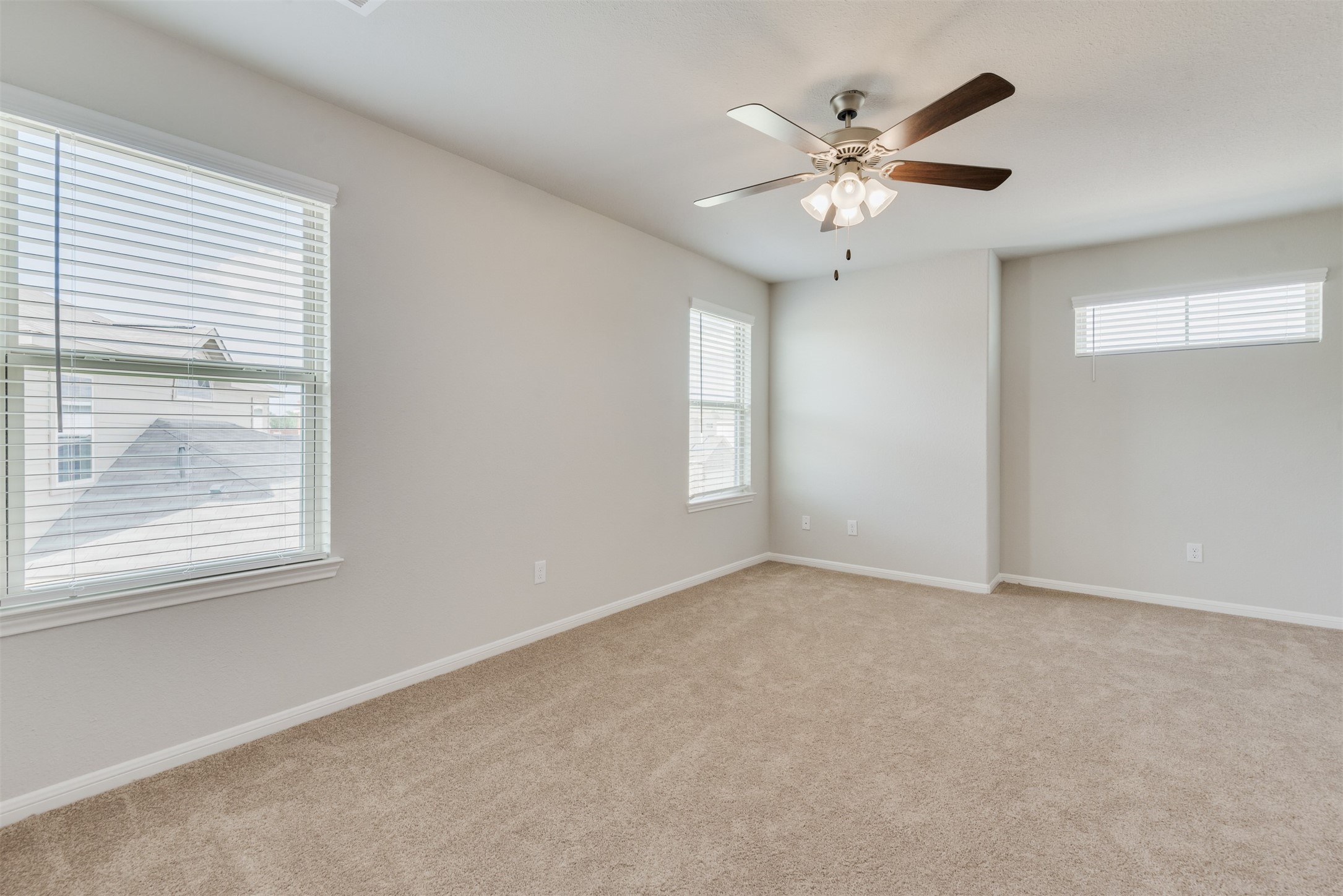 335 Emerald Thicket , Huffman, TX, 77336 | 63997468 | Realty Texas LLC