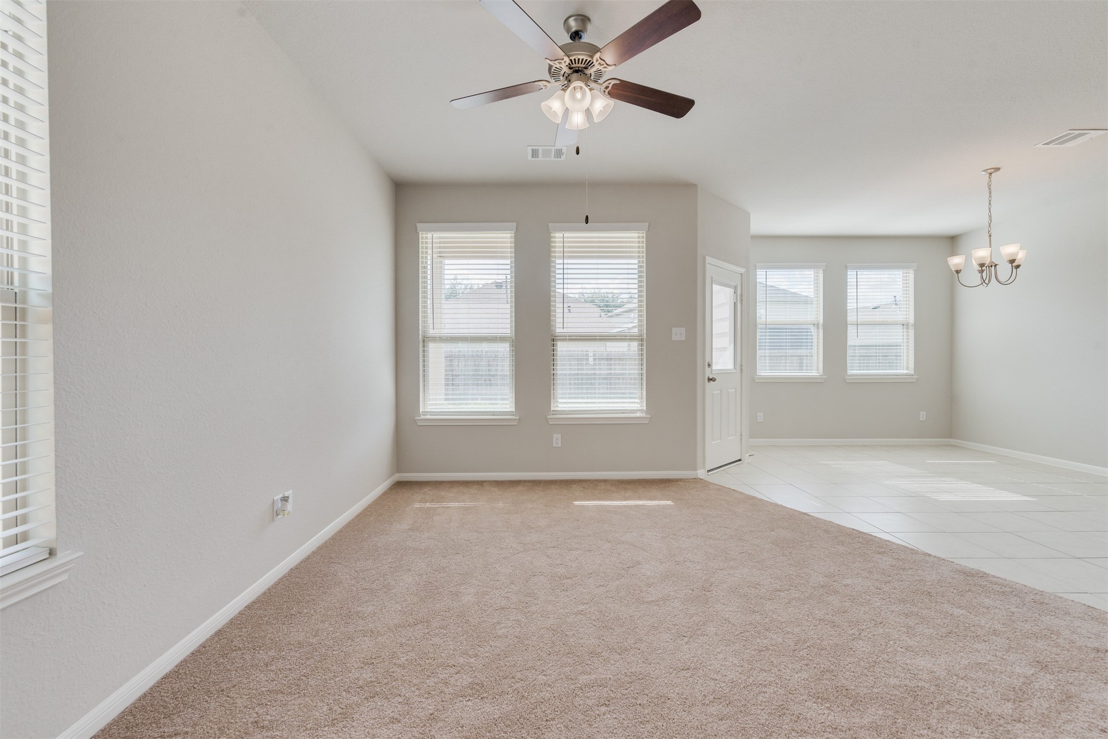 335 Emerald Thicket , Huffman, TX, 77336 | 63997468 | Realty Texas LLC