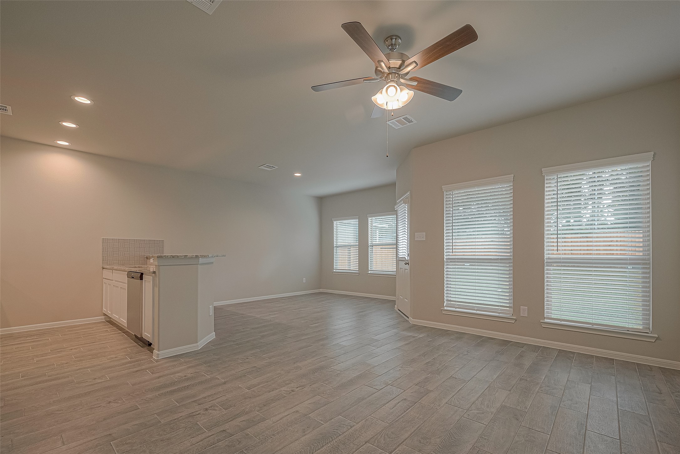 408 Emerald Thicket , Huffman, TX, 77336 | 51406565 | Realty Texas LLC
