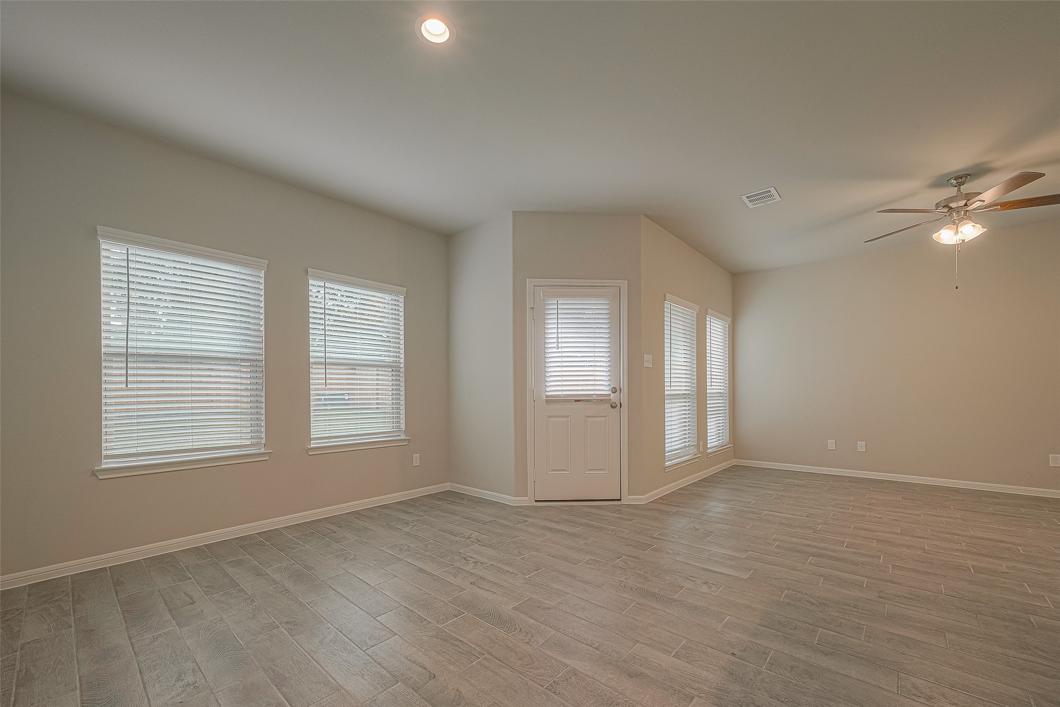 408 Emerald Thicket , Huffman, TX, 77336 | 51406565 | Realty Texas LLC