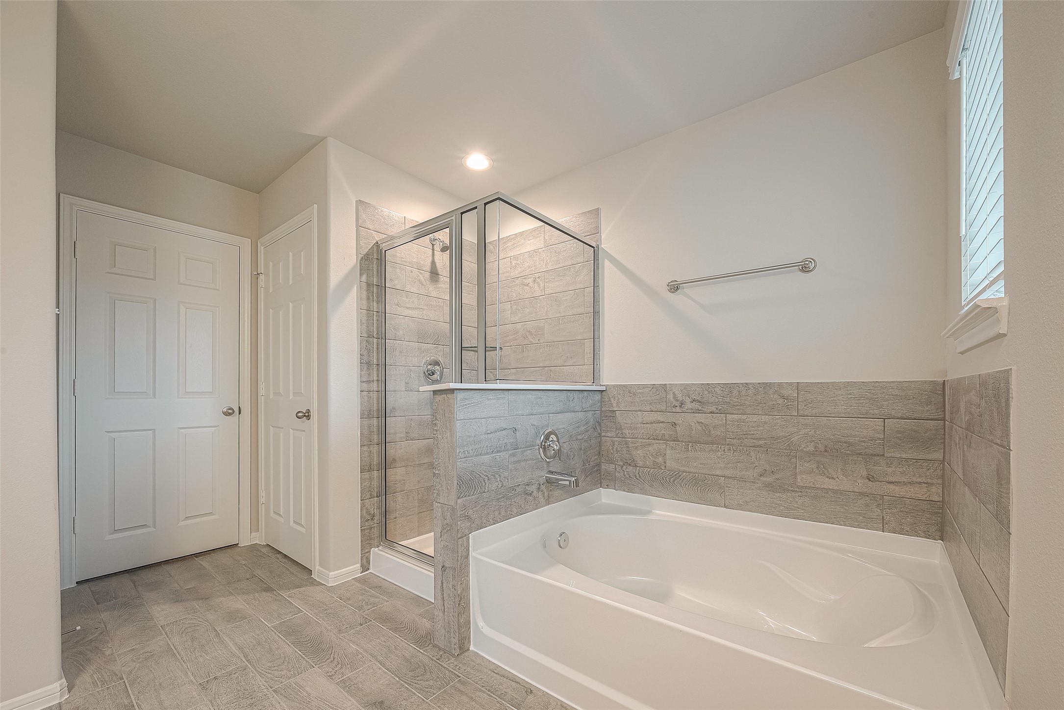 408 Emerald Thicket , Huffman, TX, 77336 | 51406565 | Realty Texas LLC
