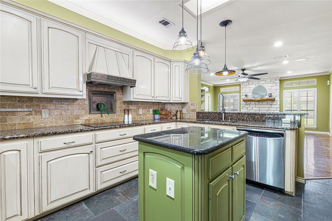 8905 Jonquil Drive , Waco, TX, 76708 | 222409 | Realty Texas LLC