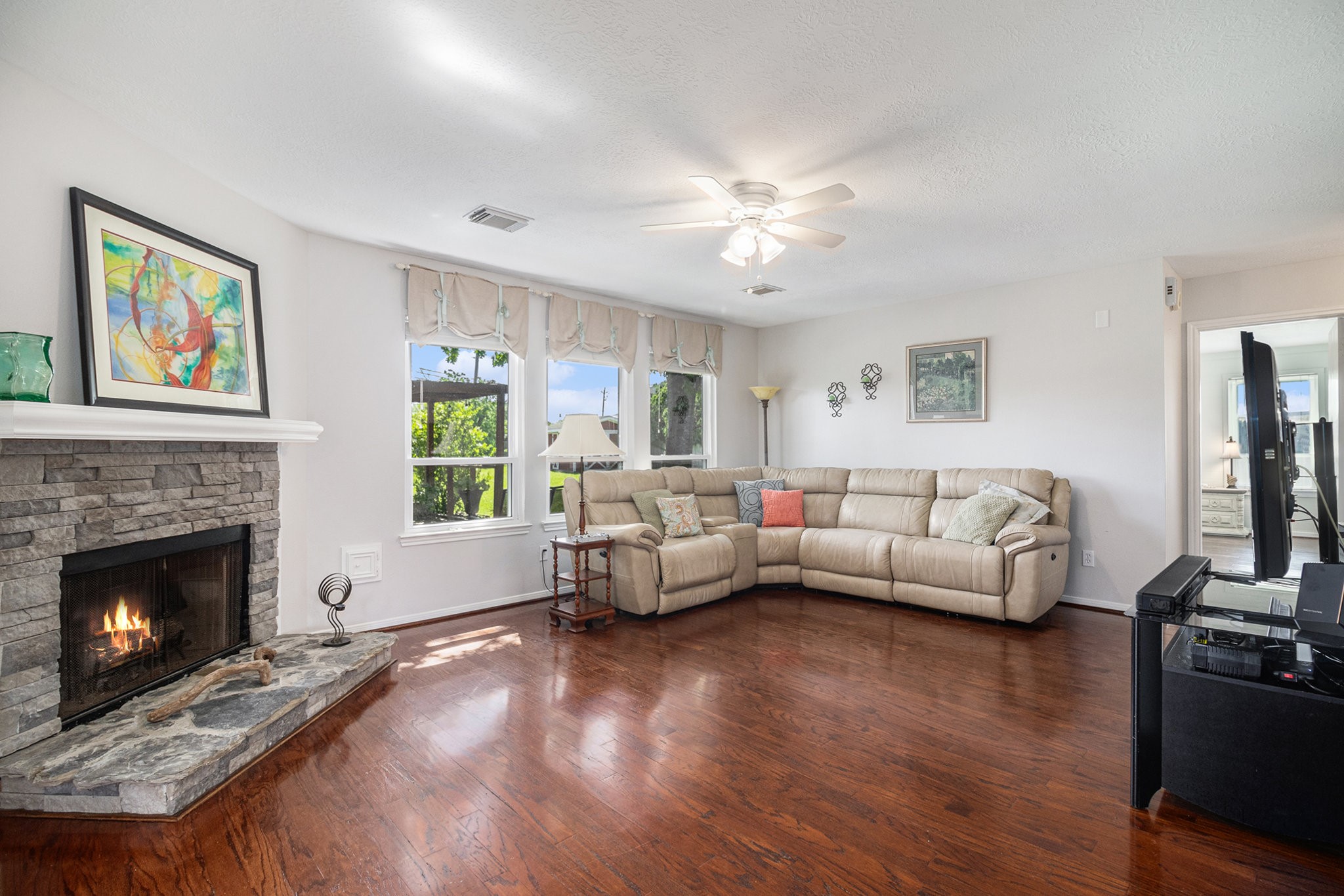 15831 Contender Lane , Friendswood, TX, 77546 | 41641293 | Realty Texas LLC