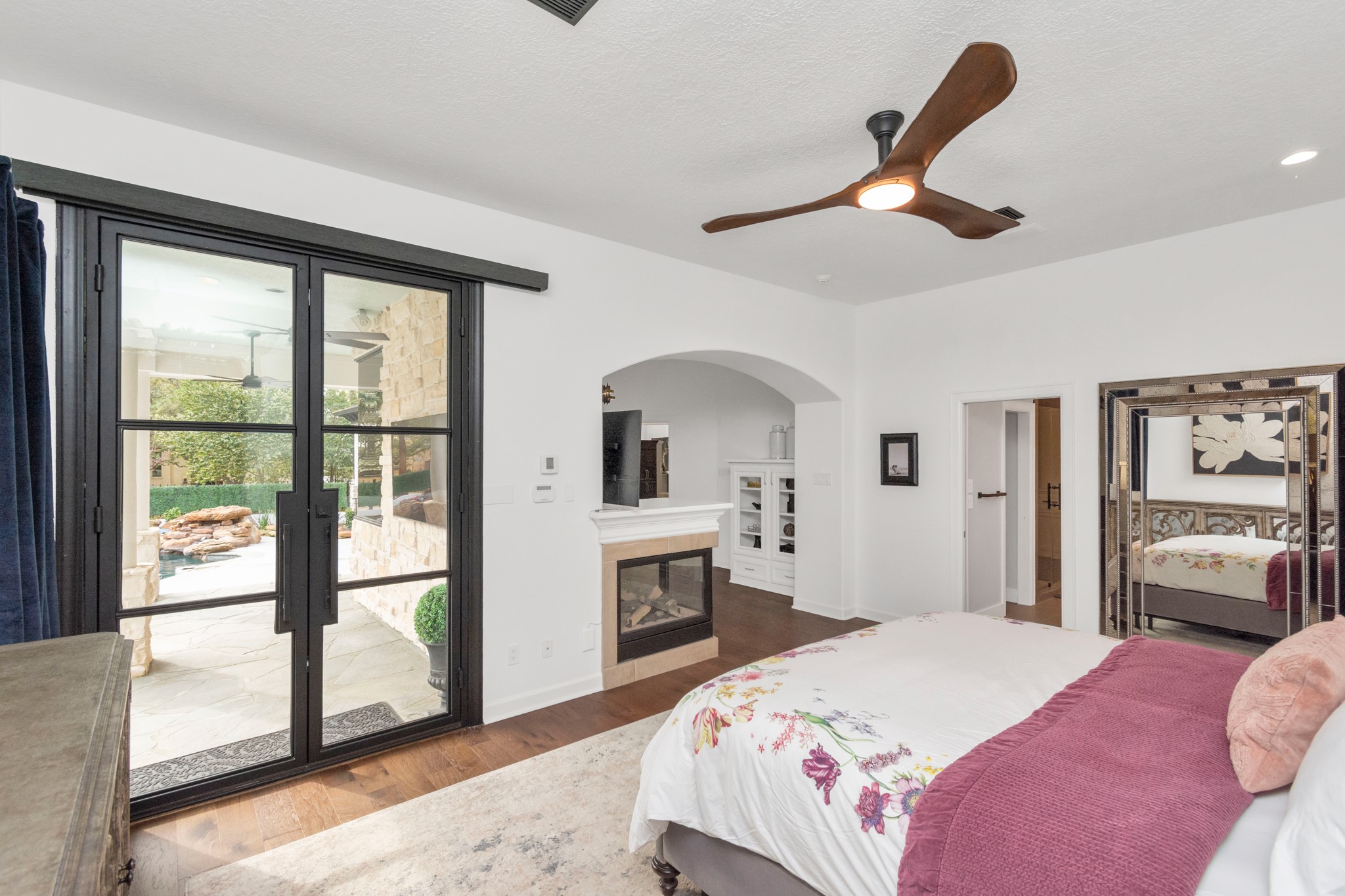 216 Sarasota Circle S , Montgomery, TX, 77356 | 98925640 | Realty Texas LLC