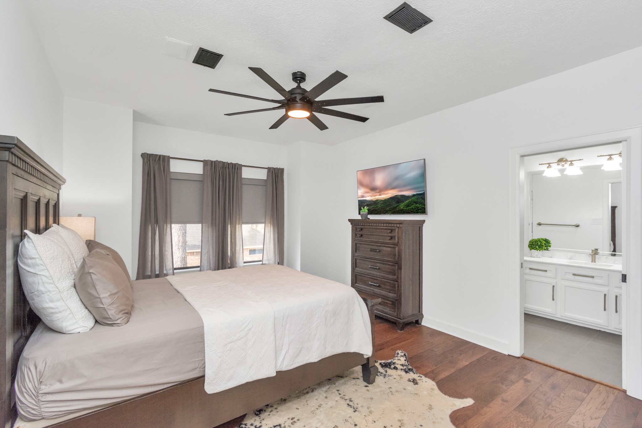 216 Sarasota Circle S , Montgomery, TX, 77356 | 98925640 | Realty Texas LLC