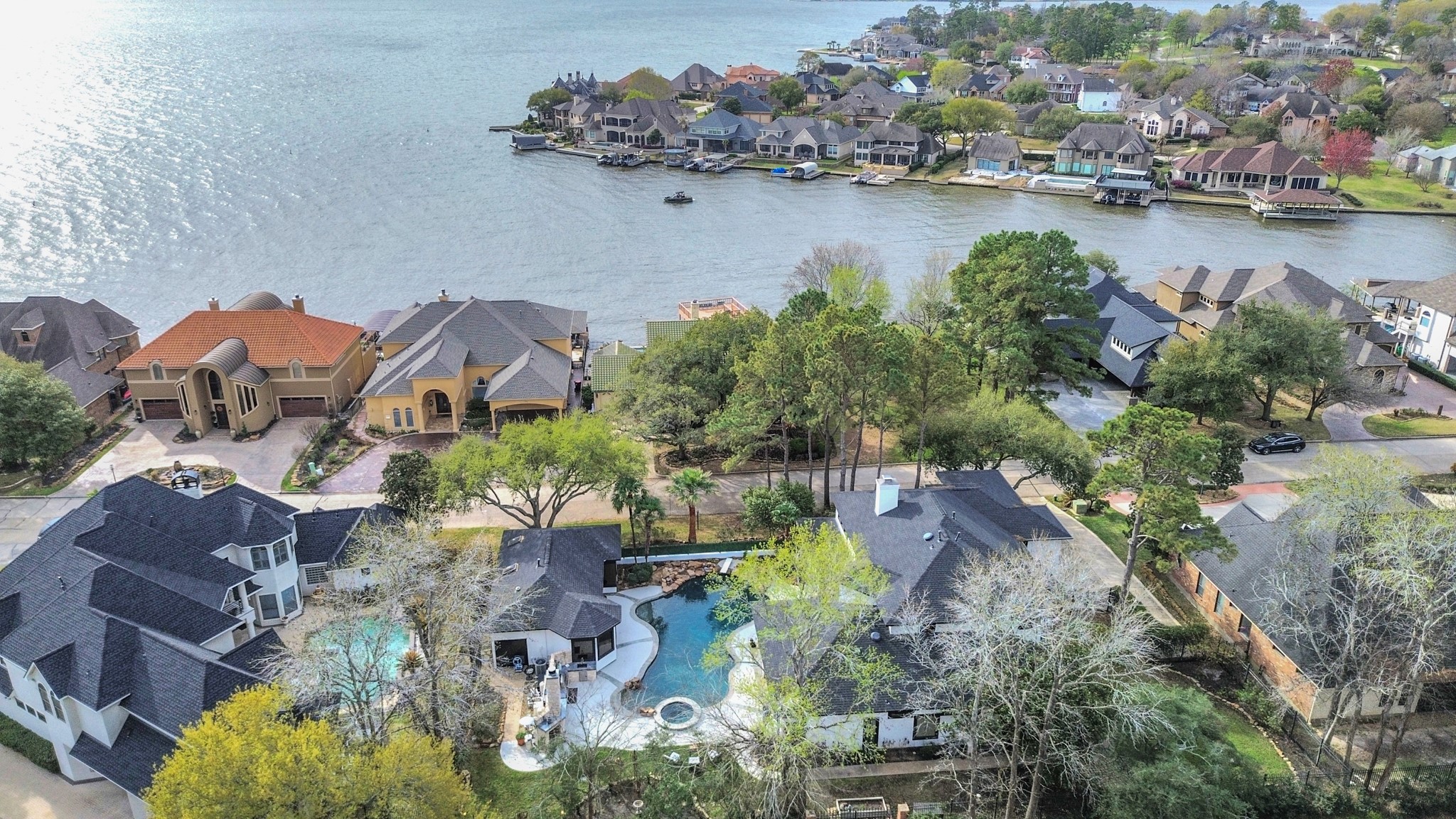 216 Sarasota Circle S , Montgomery, TX, 77356 | 98925640 | Realty Texas LLC