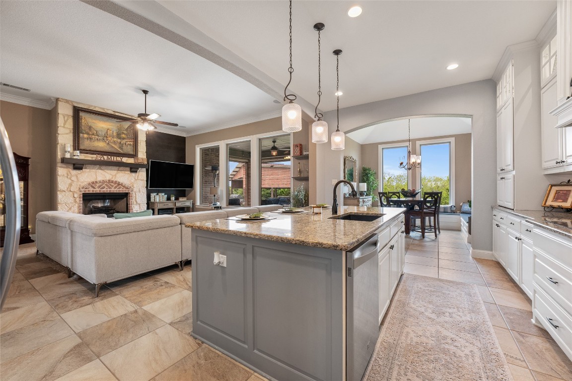 180 Denali Way , Waxahachie, TX, 75167 | 20593789 | Realty Texas LLC