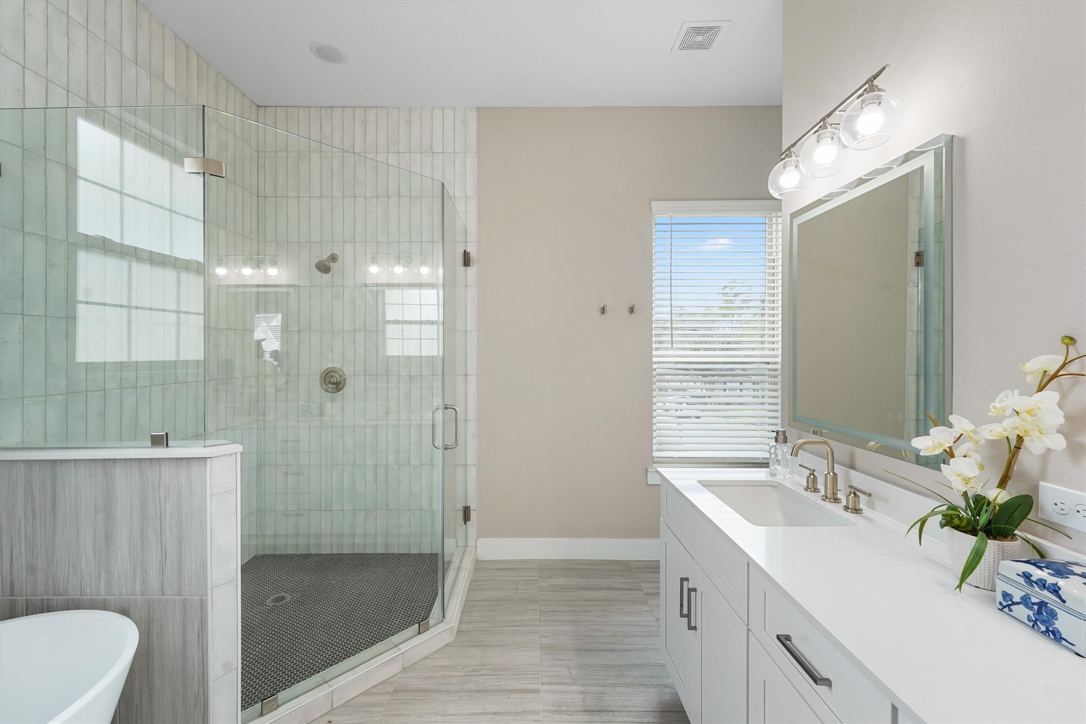 5407 Iconic Lane , Houston, TX, 77091 | 11298315 | Realty Texas LLC
