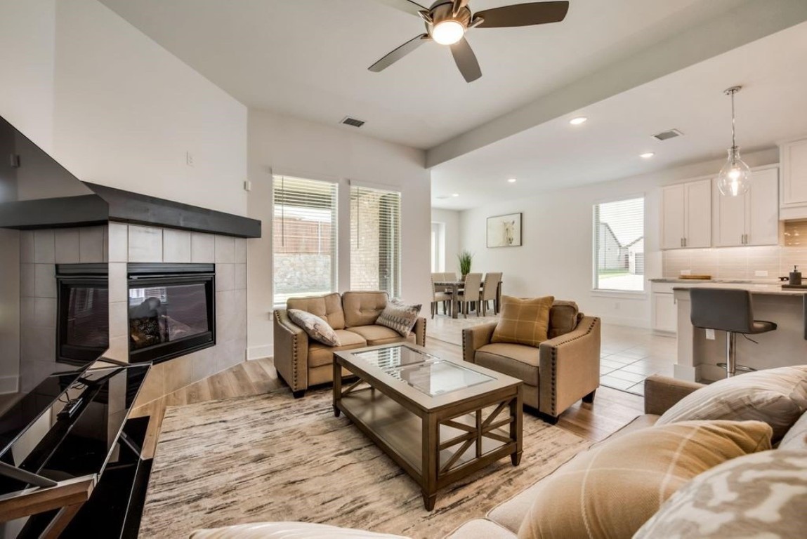 821 Reynolds Drive , Fate, TX, 75087 | 20583005 | Realty Texas LLC