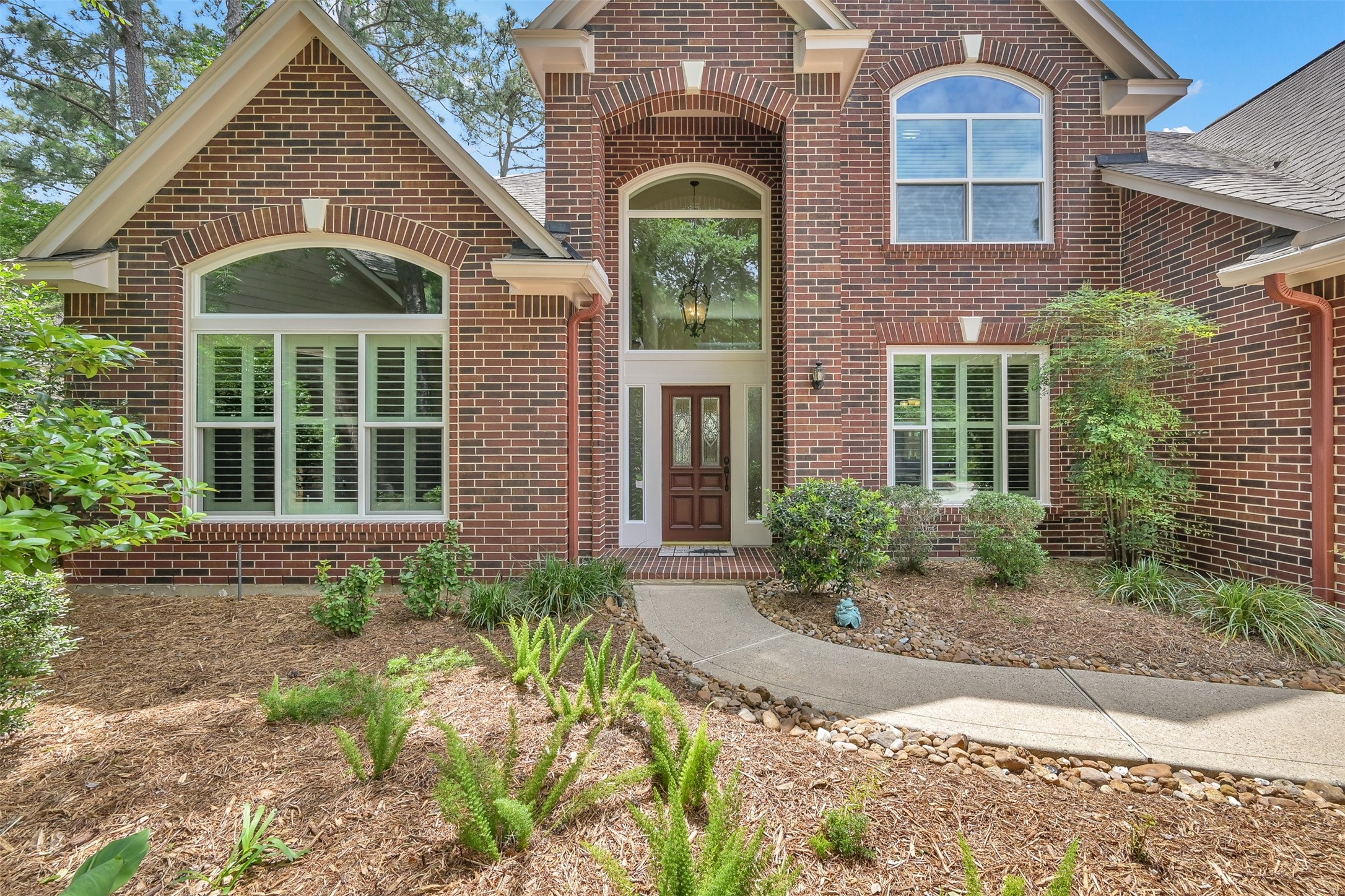 15 Churchdale Place , The Woodlands, TX, 77382 | 66709627 | Realty Texas LLC