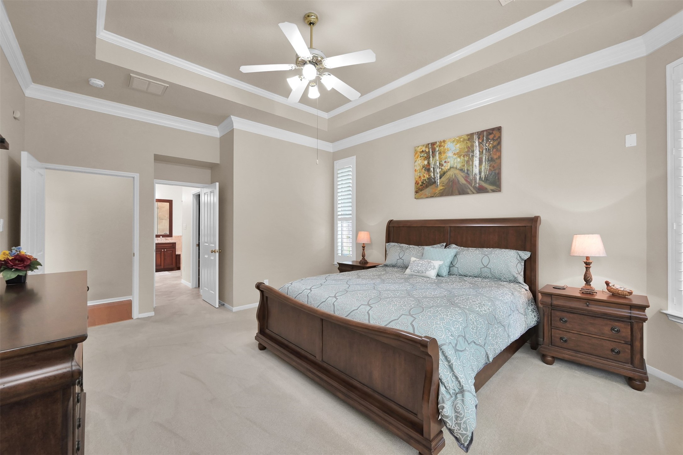 15 Churchdale Place , The Woodlands, TX, 77382 | 66709627 | Realty Texas LLC