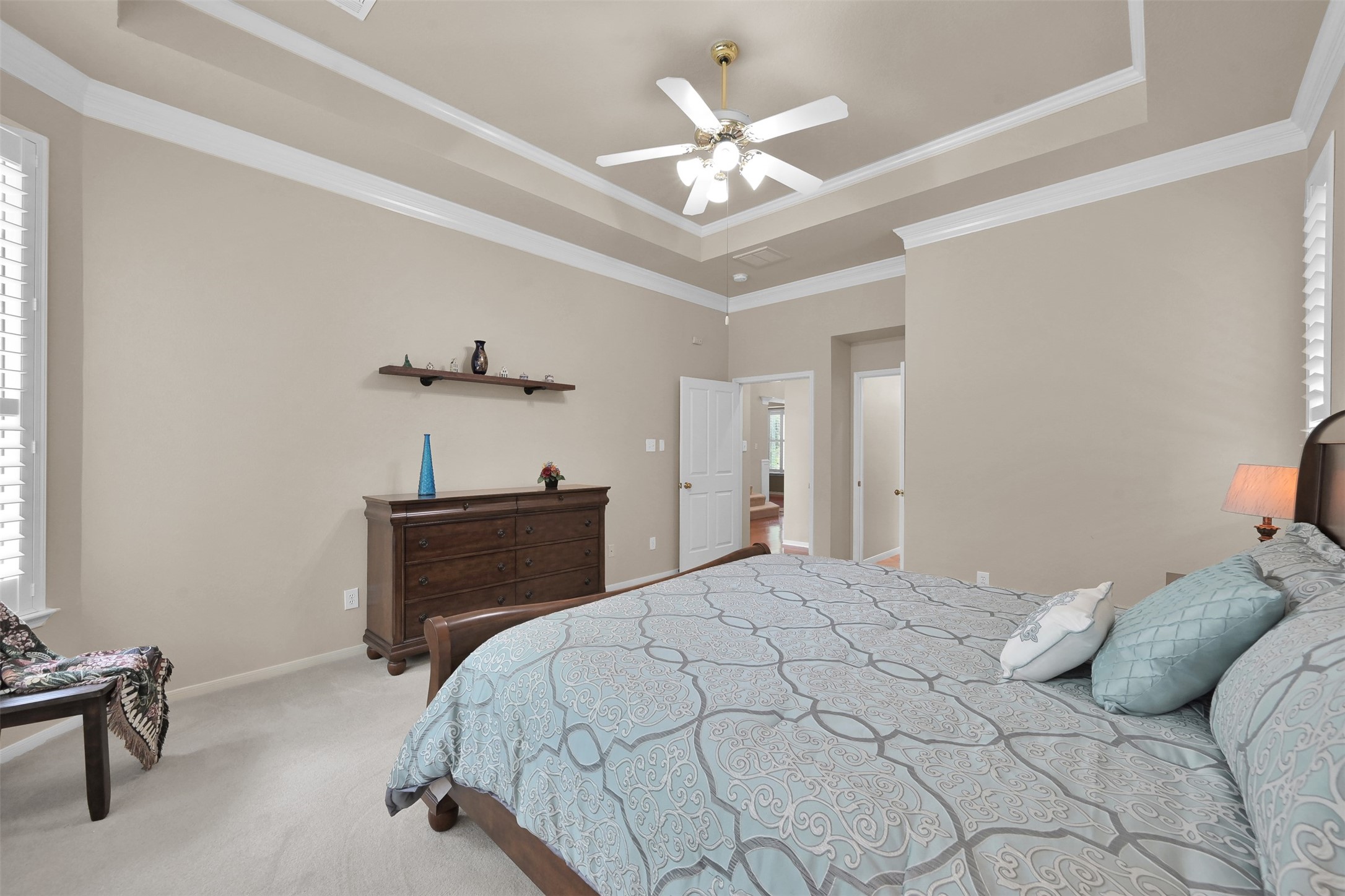 15 Churchdale Place , The Woodlands, TX, 77382 | 66709627 | Realty Texas LLC