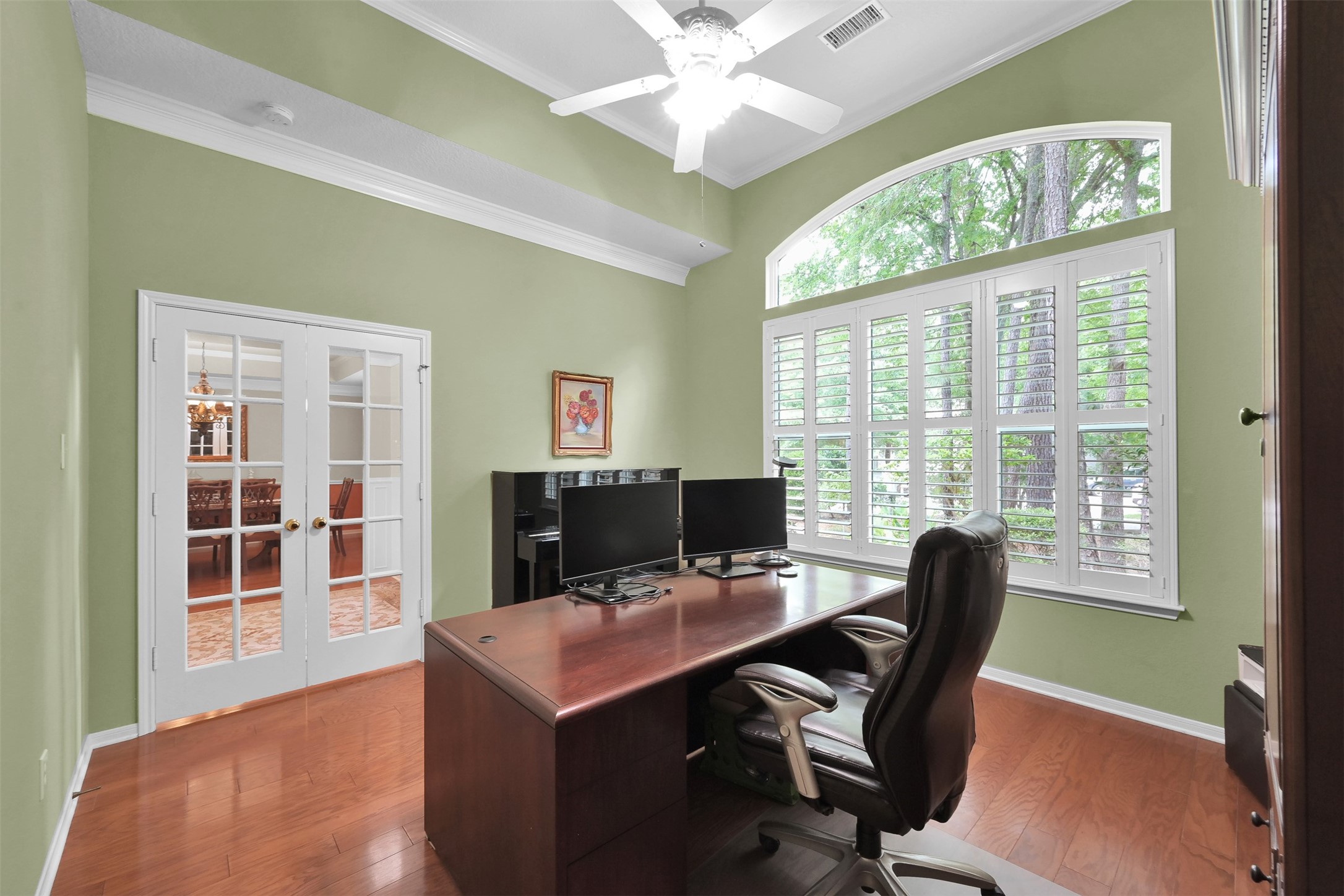 15 Churchdale Place , The Woodlands, TX, 77382 | 66709627 | Realty Texas LLC