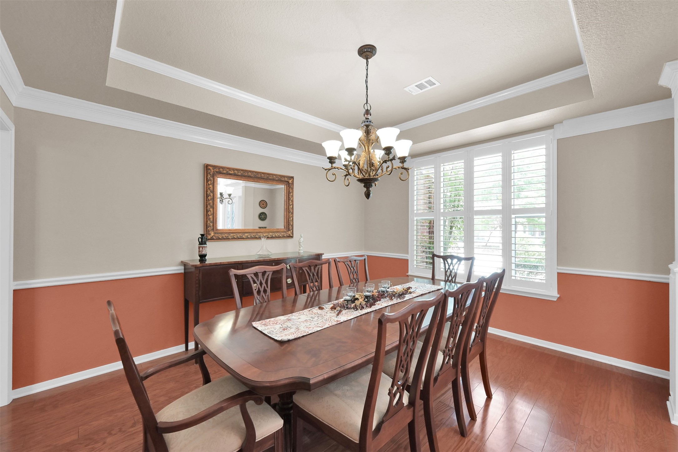 15 Churchdale Place , The Woodlands, TX, 77382 | 66709627 | Realty Texas LLC