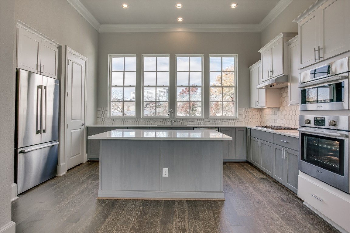 2130 Wenge Lane , Dallas, TX, 75219 | 20540414 | Realty Texas LLC