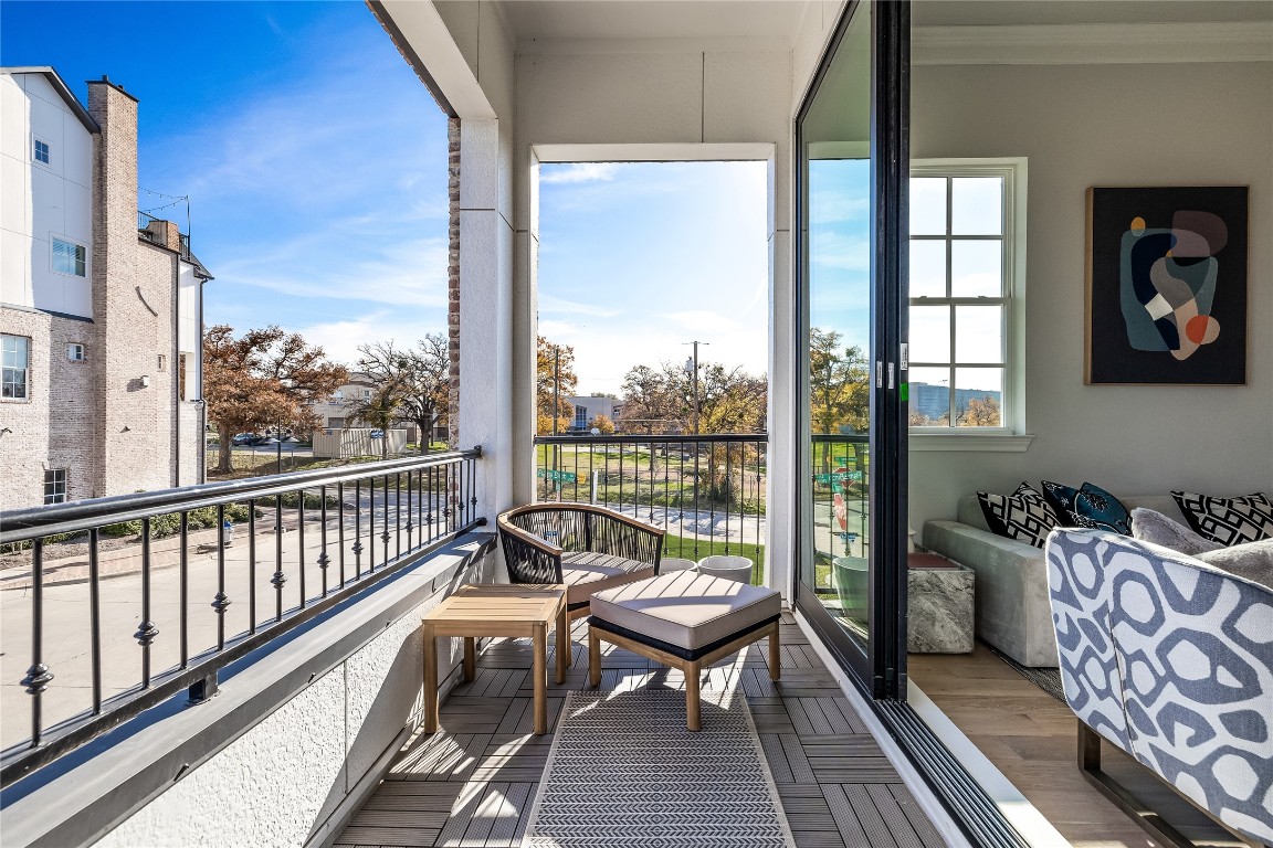 2130 Wenge Lane , Dallas, TX, 75219 | 20540414 | Realty Texas LLC